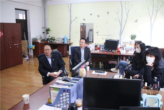 教育局副局长鞠振伟2.webp.jpg