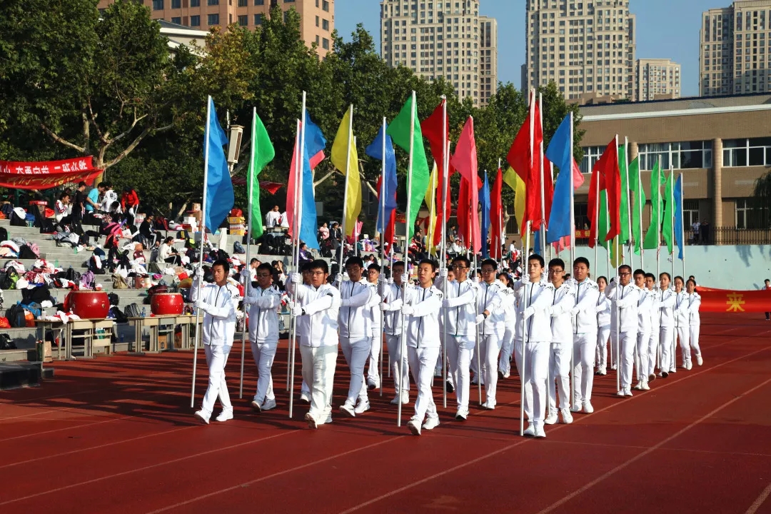我们的运动会10.webp.jpg