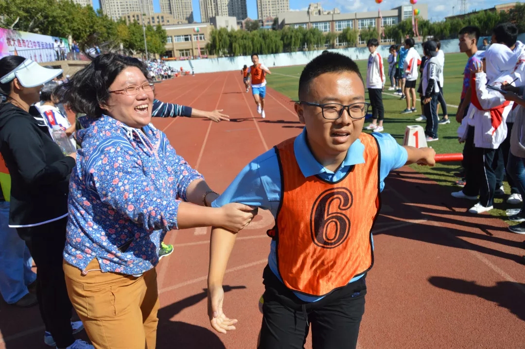 我们的运动会60.webp.jpg