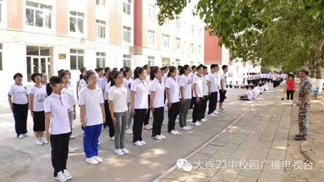 军旅梦 青春行----军训第二天3.webp.jpg
