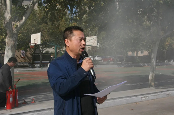 我校开展消防应急疏散演练活动9.webp.jpg