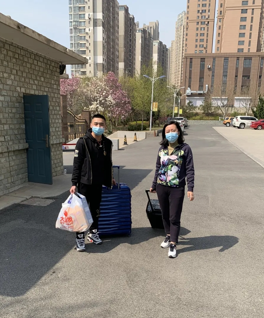 高三的同学们回归了5.webp.jpg
