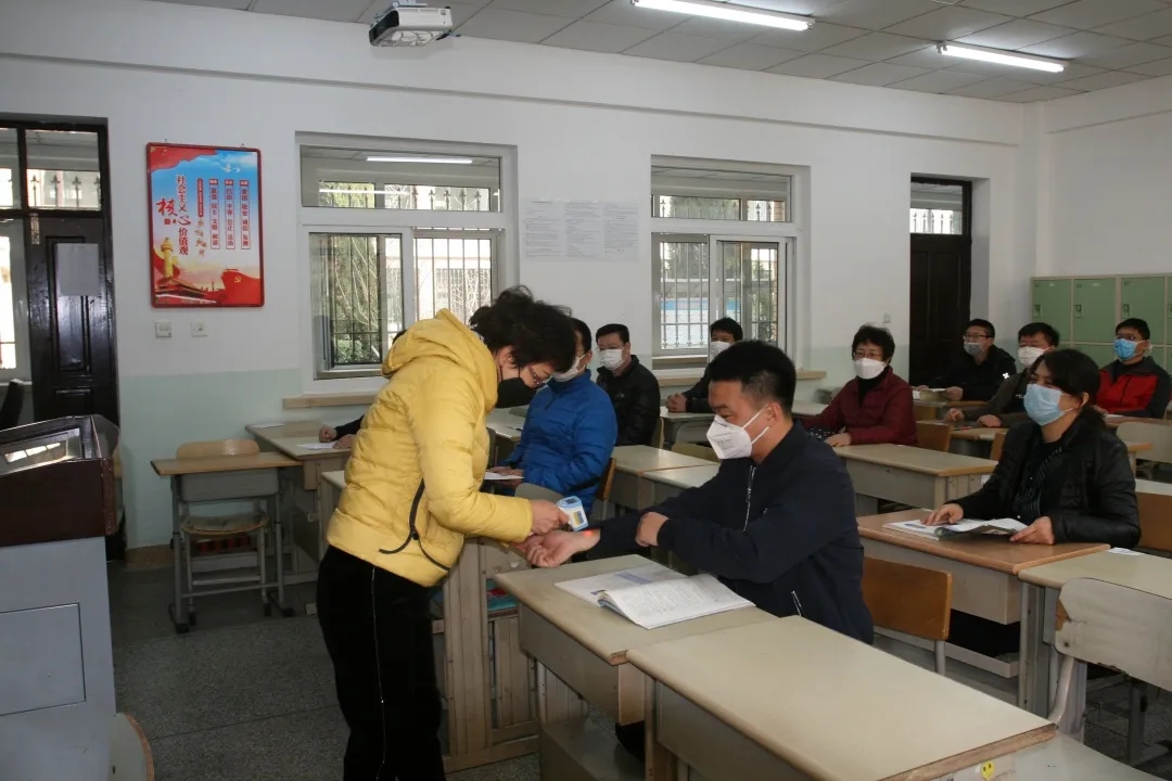 大连市第二十三中学开展开学复课疫情防控应急演练9.webp.jpg