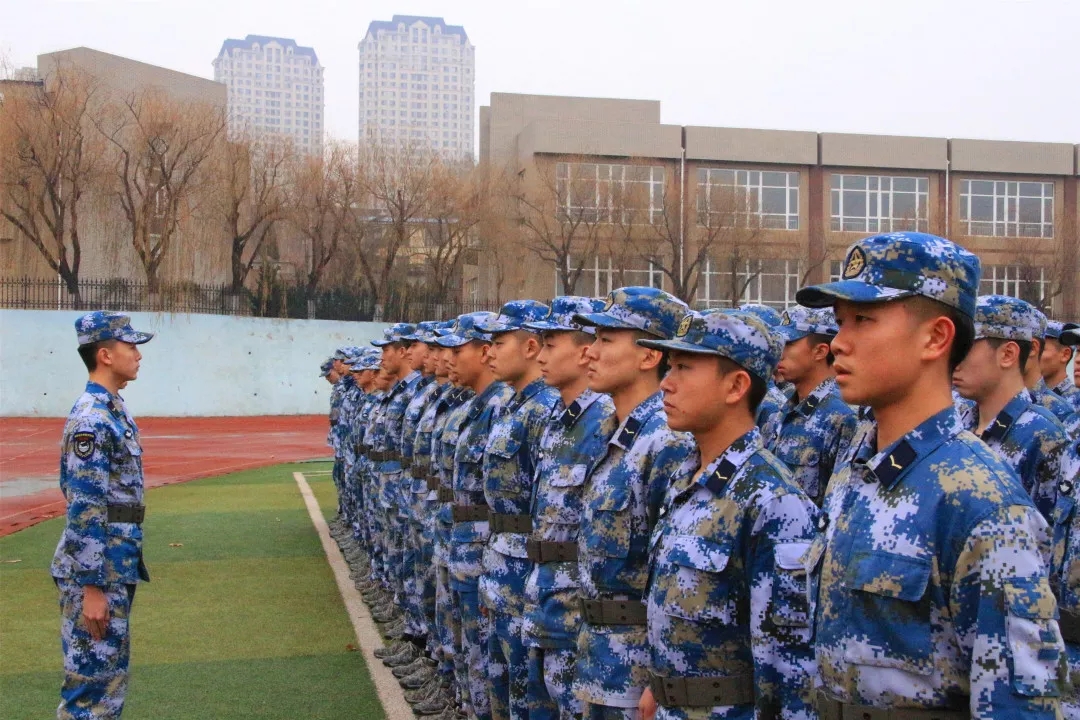 海军航空大学陈建中教授来我校指导海航体能特色训练13.webp.jpg