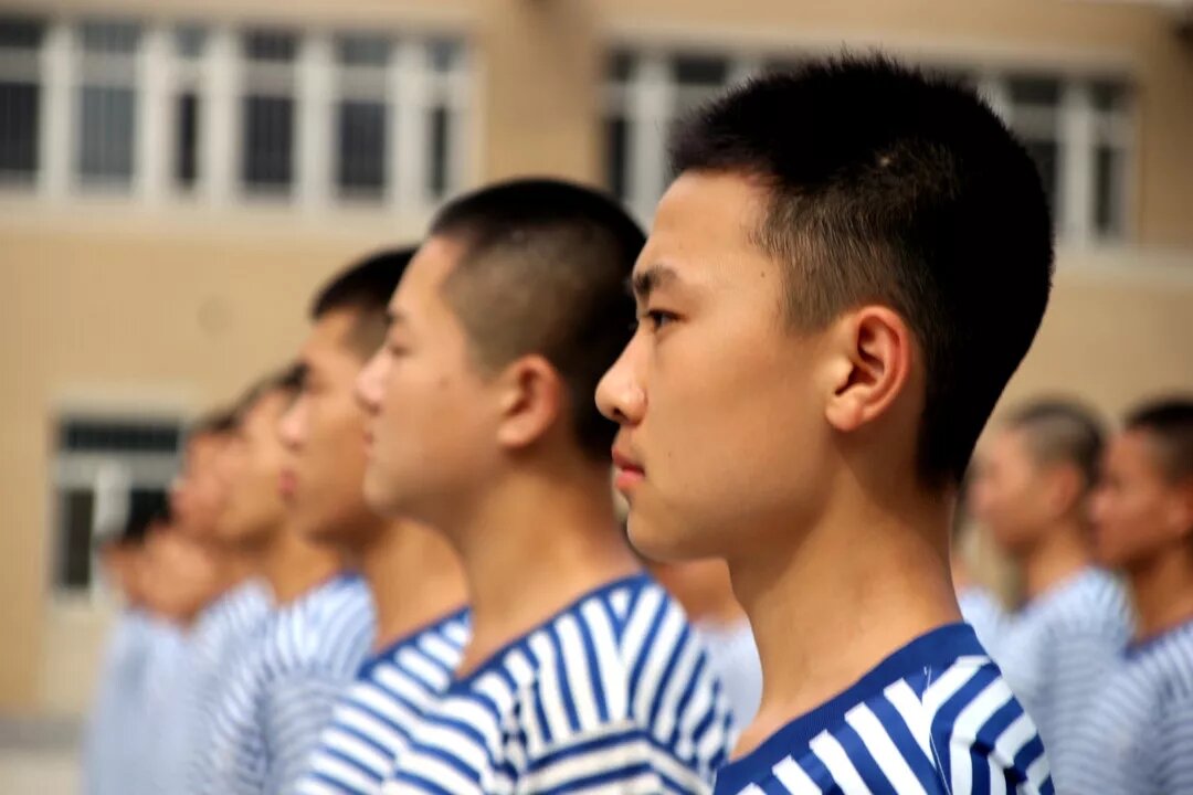 世界那么大,我想当海军3.webp.jpg