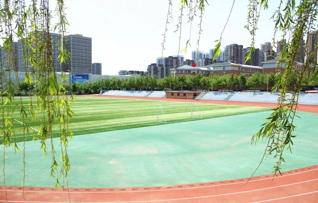 大连市第二十三中学对中考学生及家长全面开放1.webp.jpg