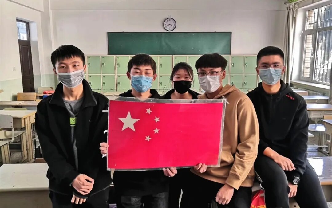 仍是那个少年1.webp.jpg