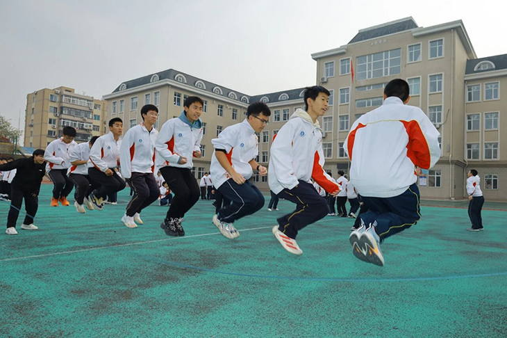 微信图片_2025-11-16_174646_298.jpg